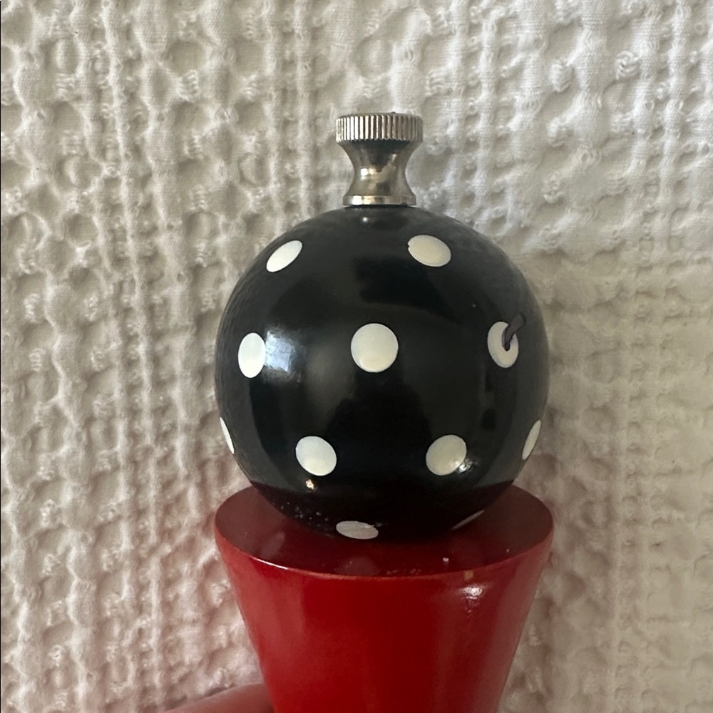 Pepper Grinder - Picture 3 of 6
